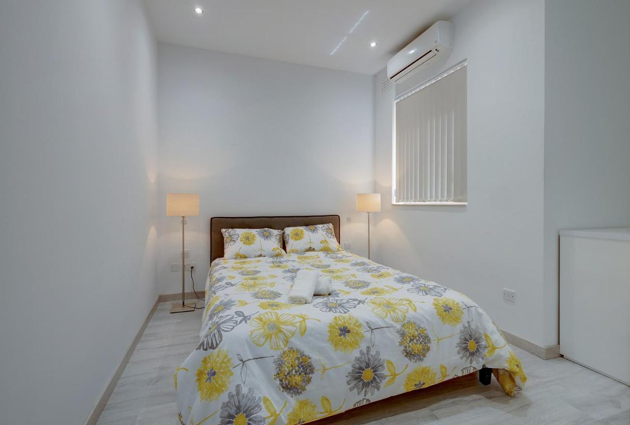Modern Apartment In The Best Area Of Sliema Exterior photo